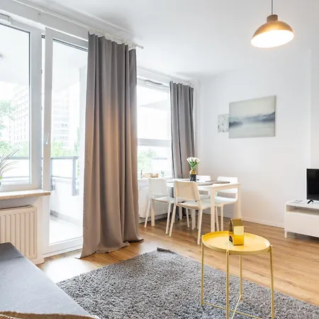 Urban Chic - Modern And Cozy - Location - Pereca Varsovia
