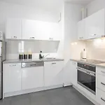 Urban Chic - Modern And Cozy - Location - Pereca 华沙