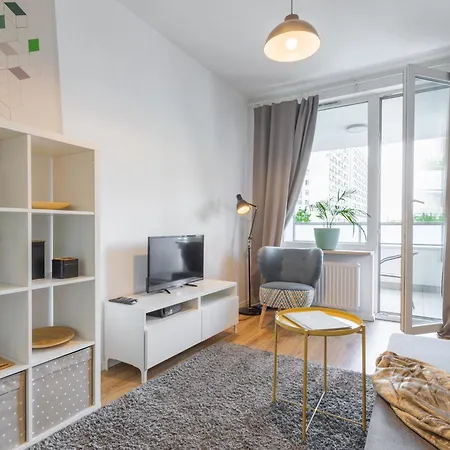 Urban Chic - Modern And Cozy - Location - Pereca Apartman