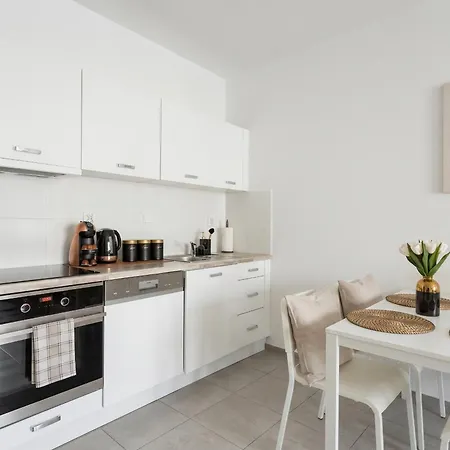 Urban Chic - Modern And Cozy - Location - Pereca شقة وارسو