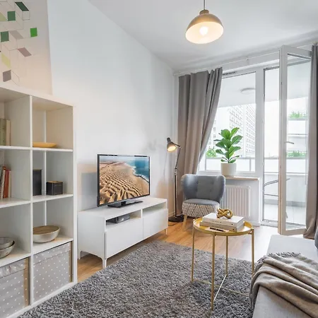 Апартаменты Urban Chic - Modern And Cozy - Location - Pereca *