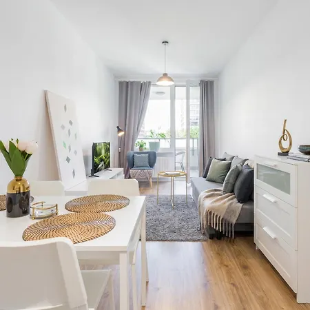 Апартаменты Urban Chic - Modern And Cozy - Location - Pereca