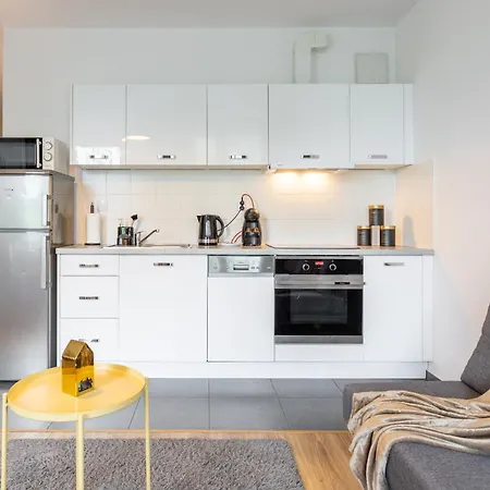 Urban Chic - Modern And Cozy - Location - Pereca Warsaw