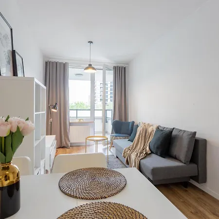 Urban Chic - Modern And Cozy - Location - Pereca ワルシャワ