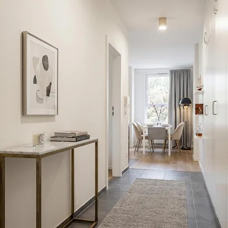 Urban Chic - Modern And Cozy - Location - Pereca דירה *