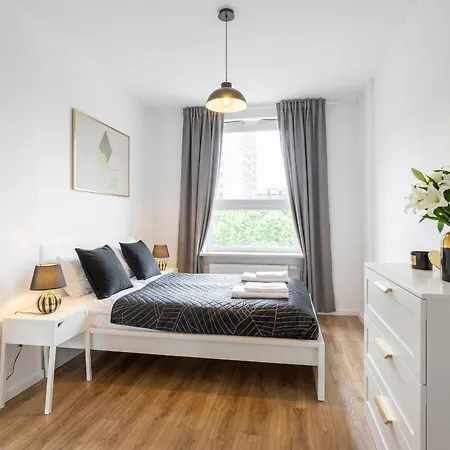 Urban Chic - Modern And Cozy - Location - Pereca דירה